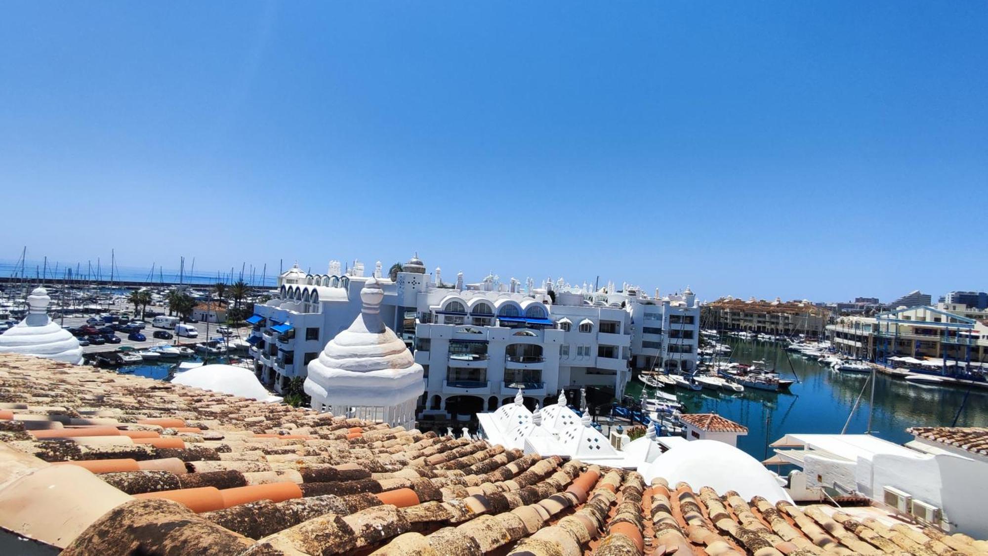 Puerto Marina Luxury With Sea Views Appartement *