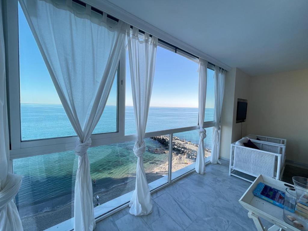 The Pearl With Private Access Apartment *