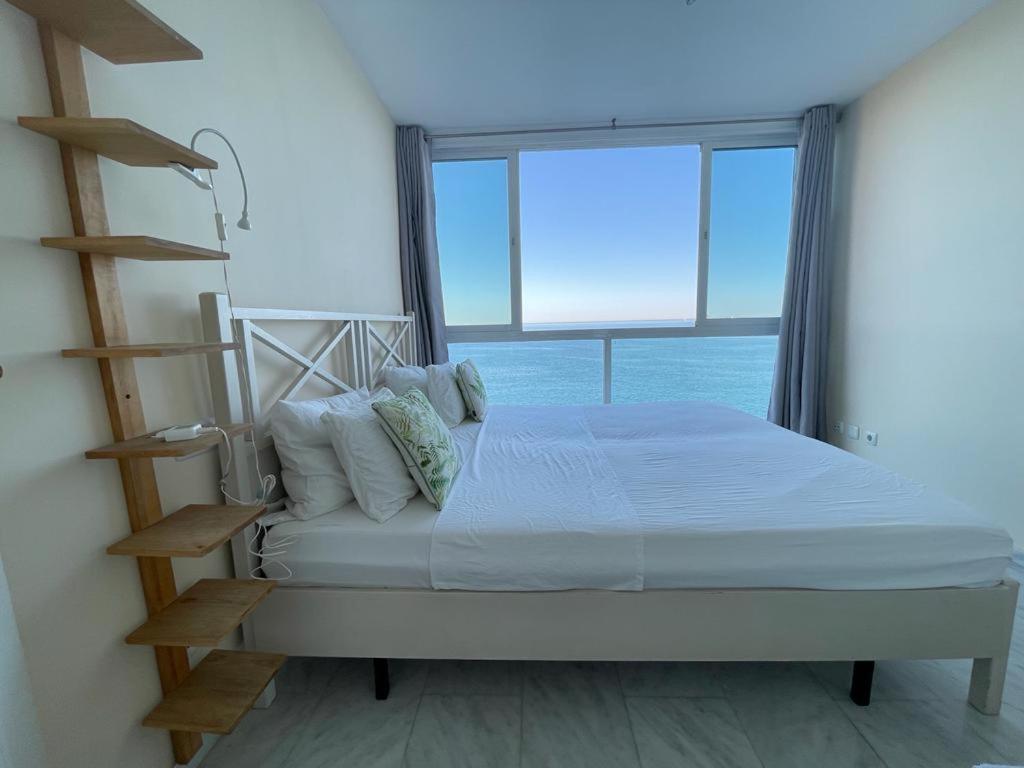 The Pearl With Private Access