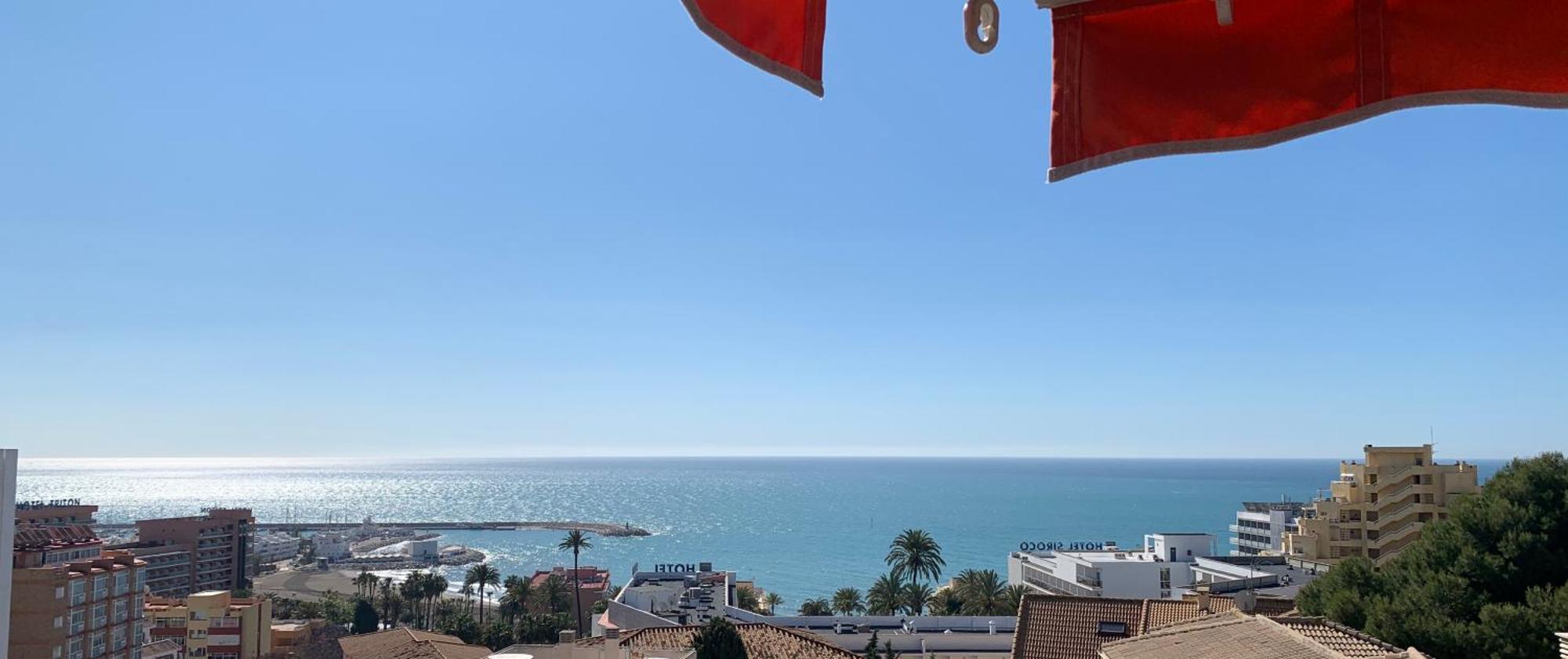 En Urbanizacion Con Fantasticas Vistas Apartment