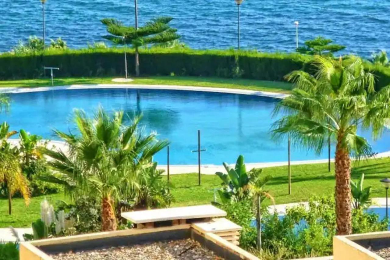 Beachfront Complex El Coloso Views,pools,parking Costa Apartment