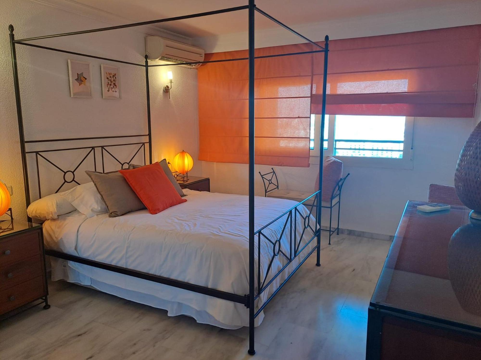 Beachfront Complex El Coloso Views,pools,parking Costa Benalmadena