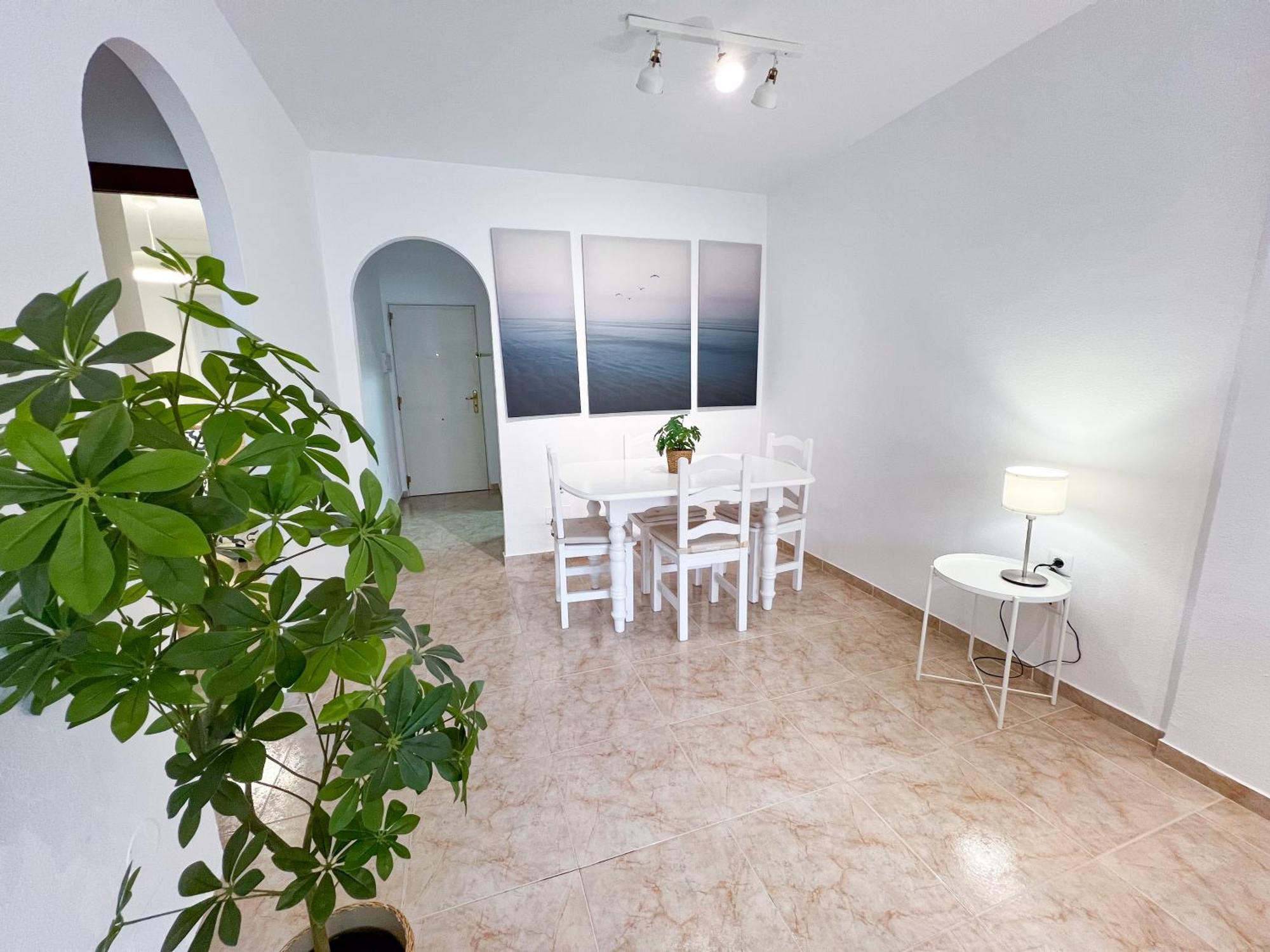 Apartment Family In Playa De Carvajal,