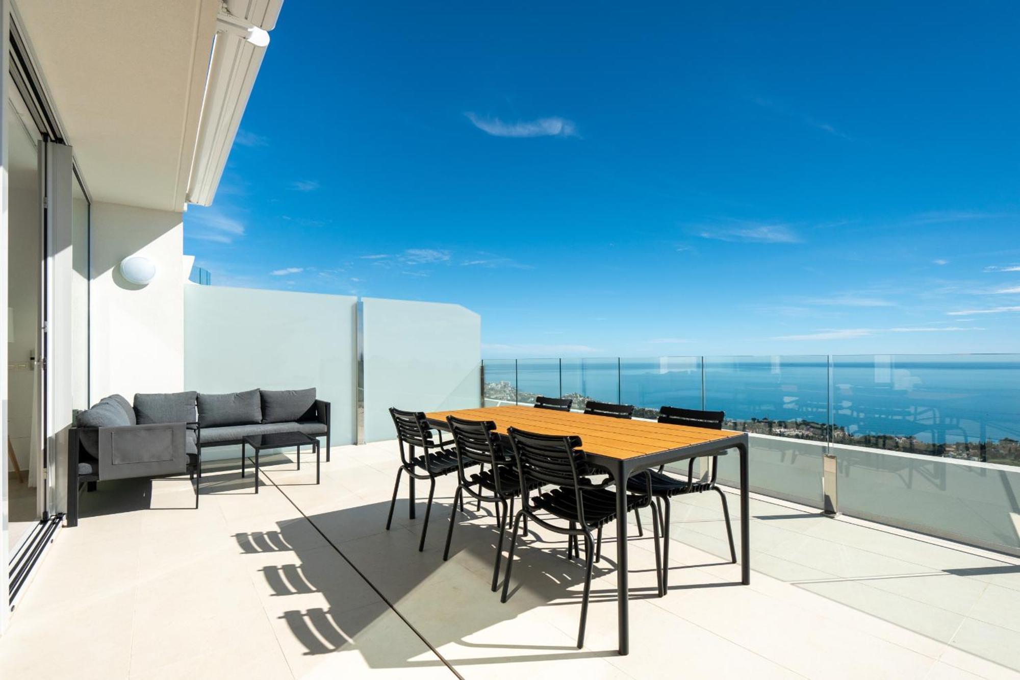 Stupa Hills X - Luxury Panoramic Views Duplex