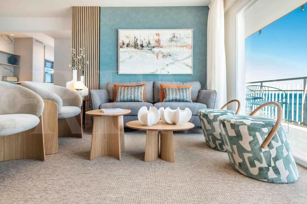 Seaview Coastal In By Rems Benalmádena
