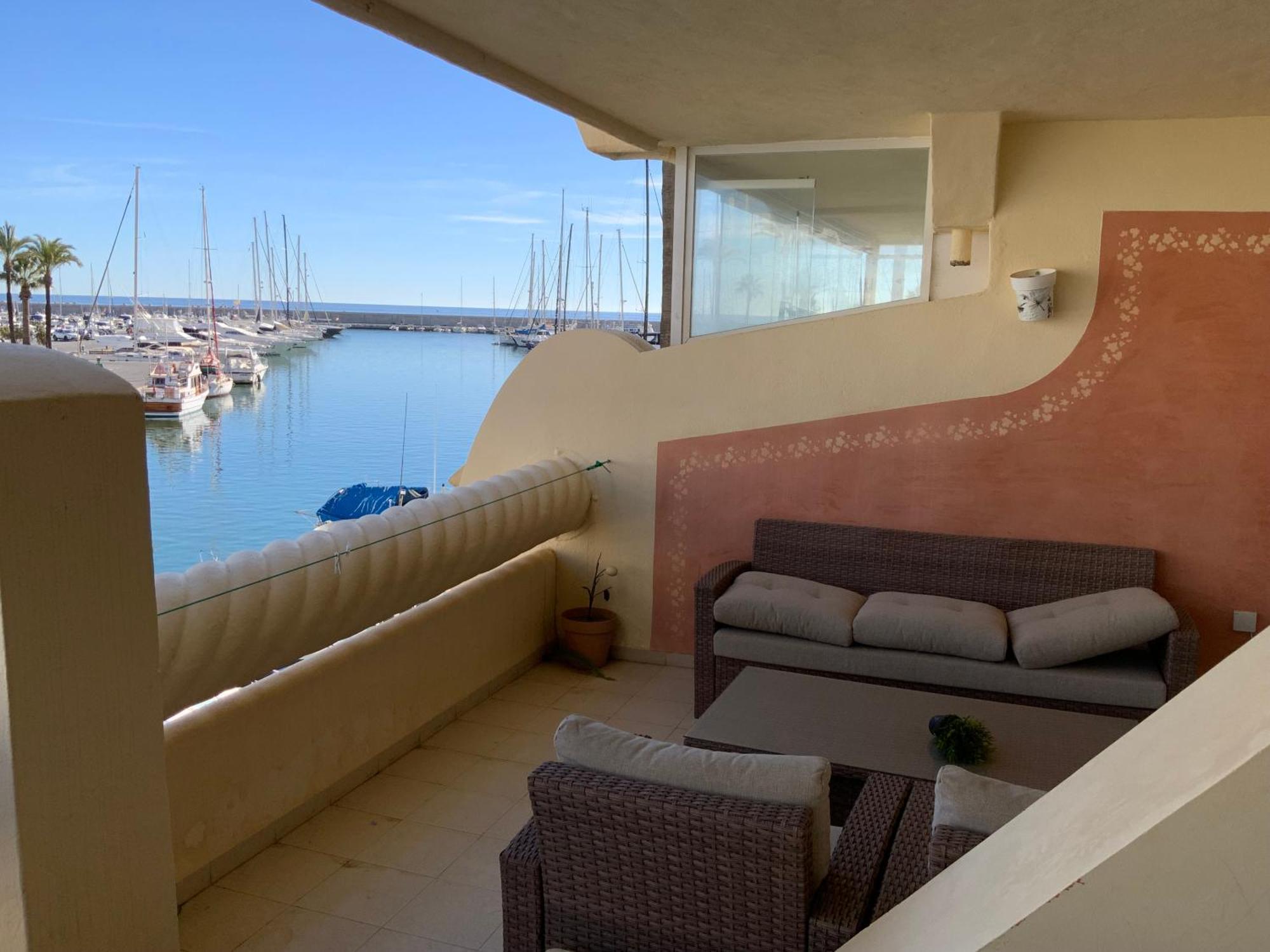 Appartement Piso Islas C111 *