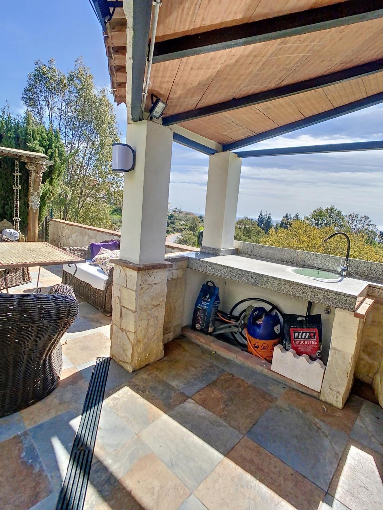 La Hidalga By Beehive Vacances Holiday home