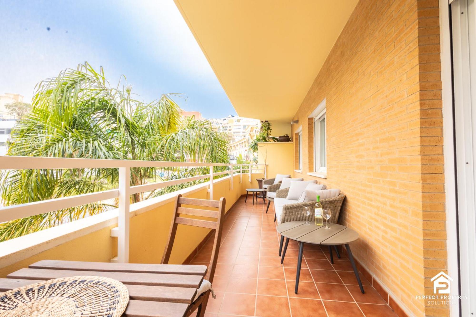 Stylish 2br With Big Terrace Near And Golf