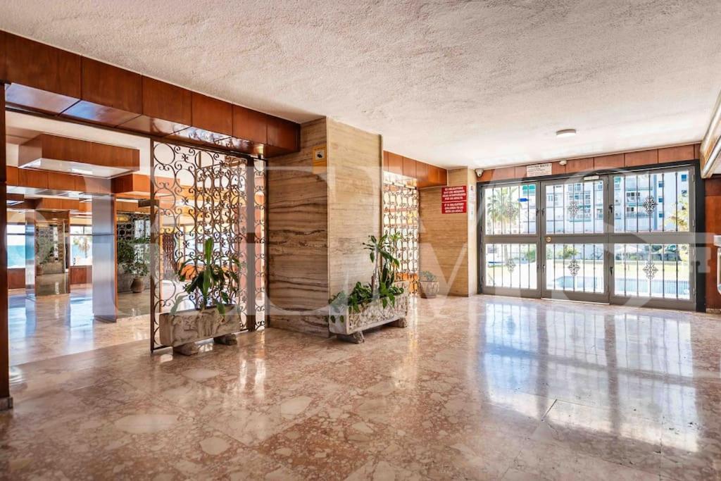 Appartement Seaview Coastal In By Rems