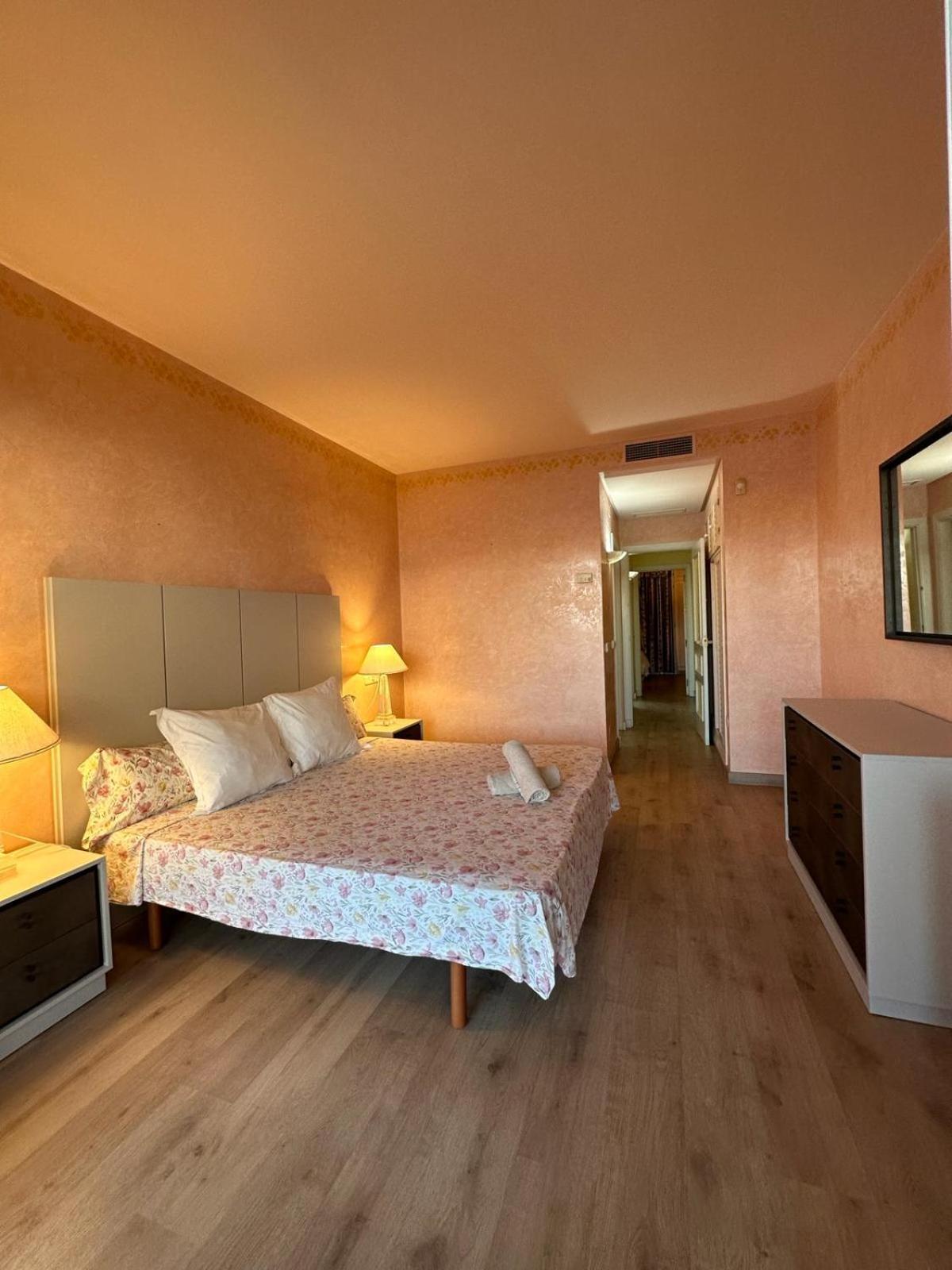Appartement Piso Islas C111 *