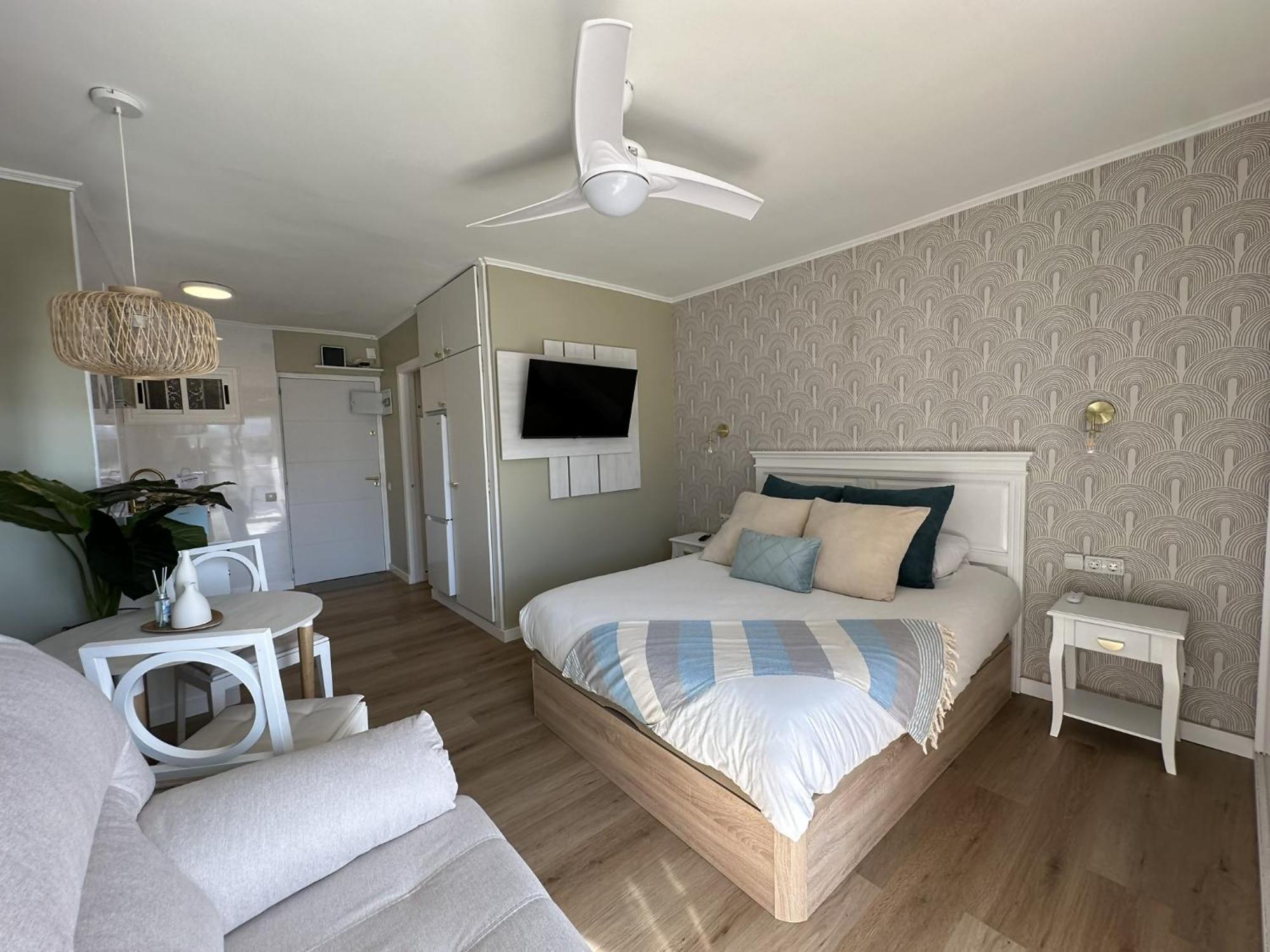 Estudio Centrico 800m De Playa En Apartment Benalmadena