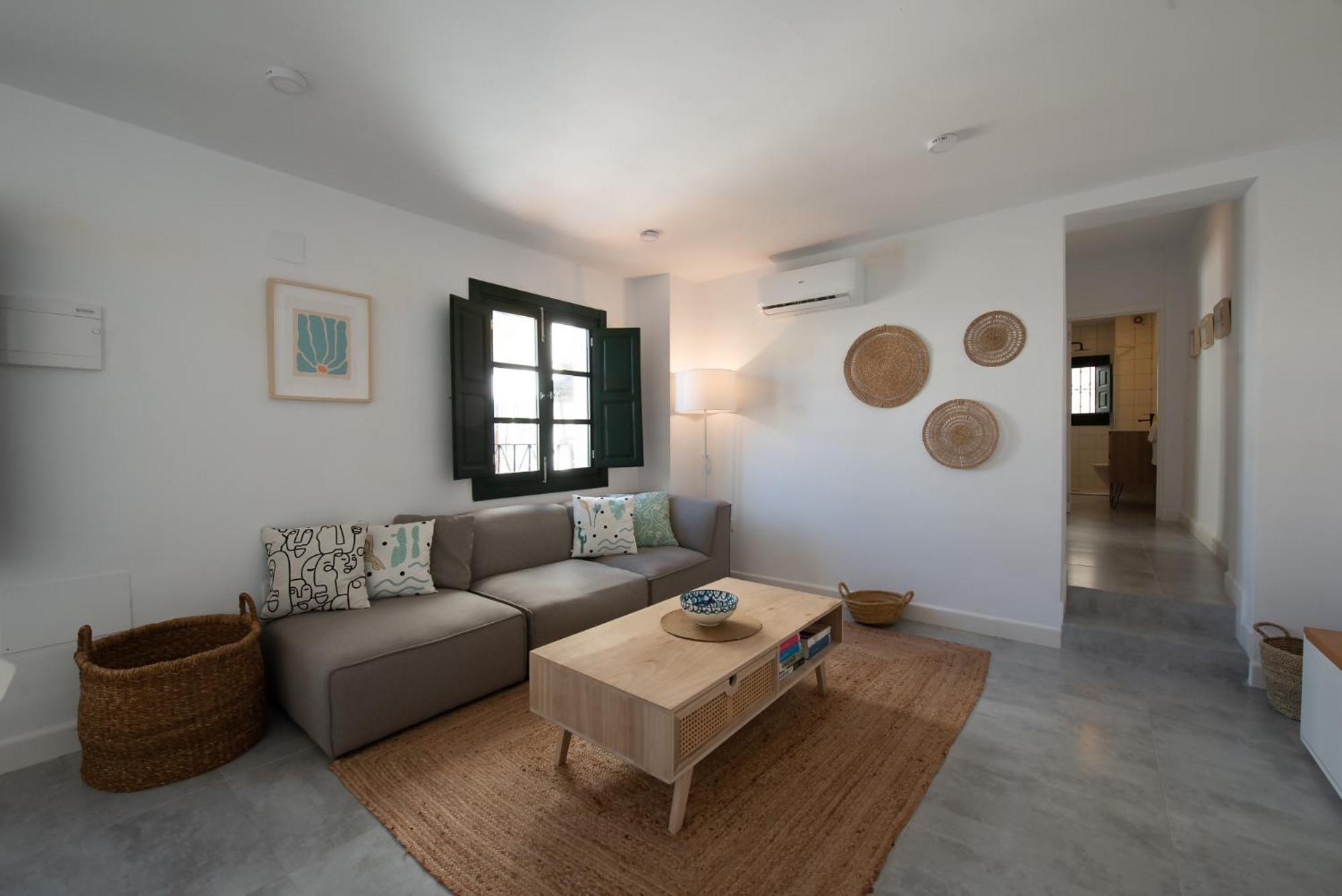 Lovely House In Peaceful Courtyard * Benalmádena
