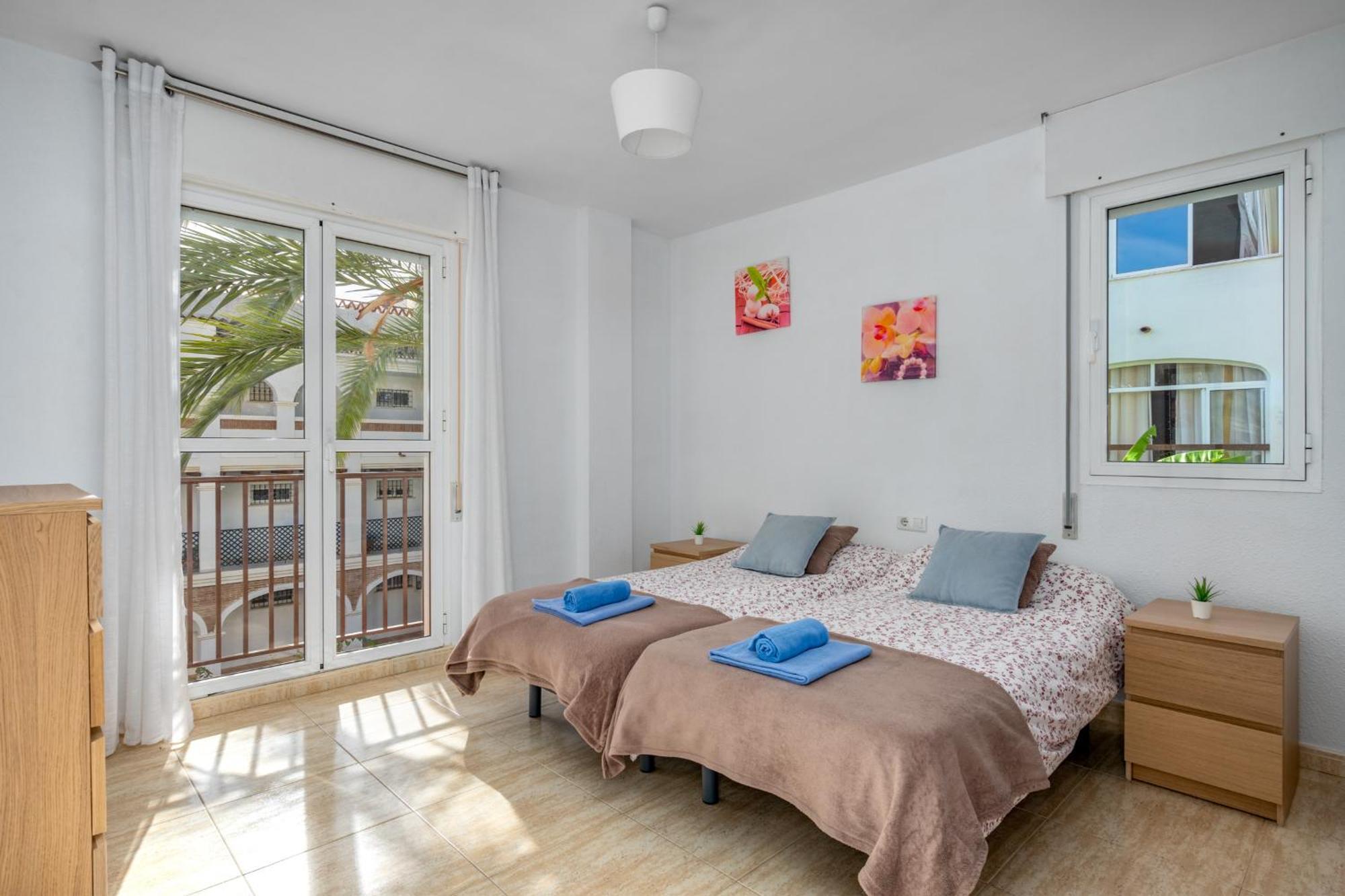 Nadales Apartment *