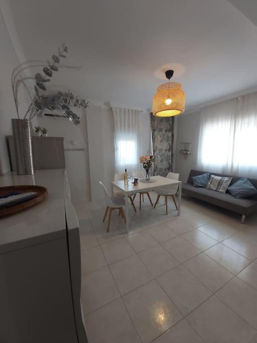 360° Seaview Benalbeach Apartment