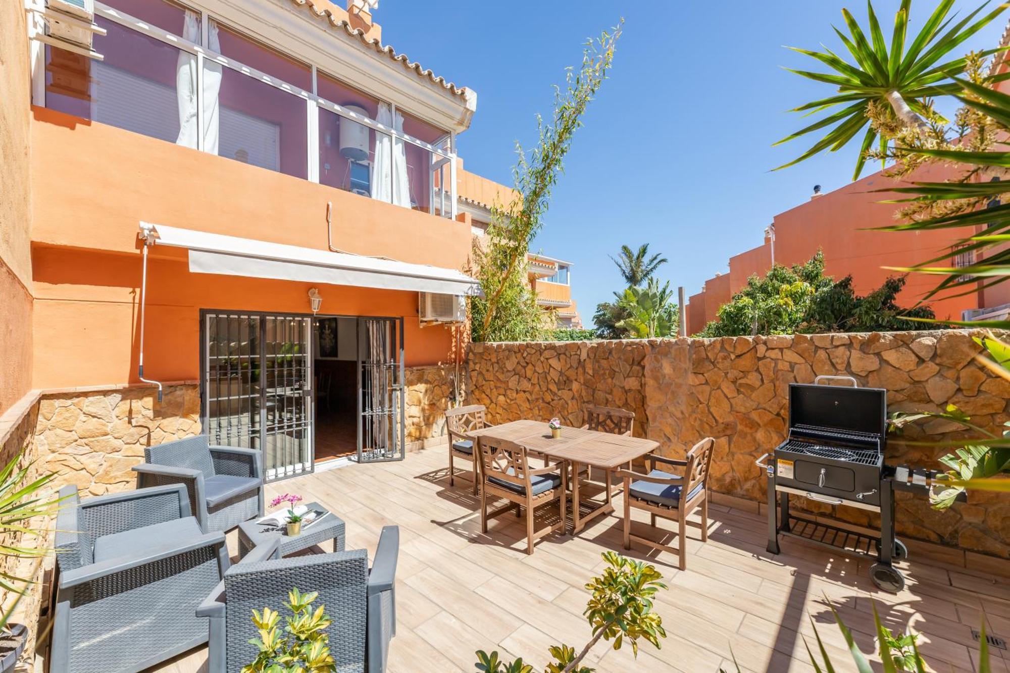 Vb Anemona 3br Townhouse Apartment *