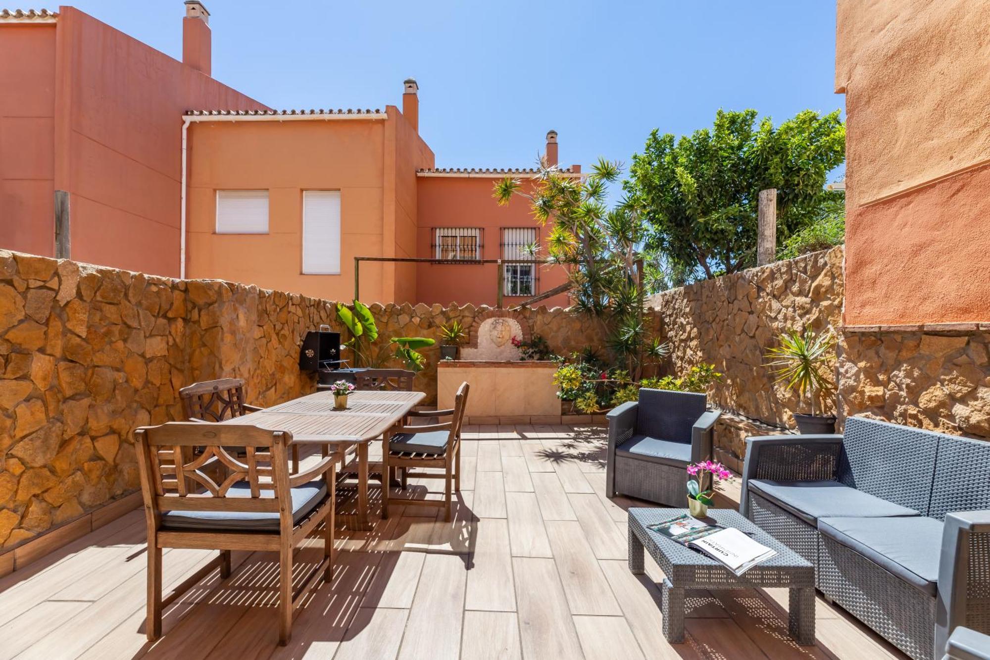 Vb Anemona 3br Townhouse Apartment