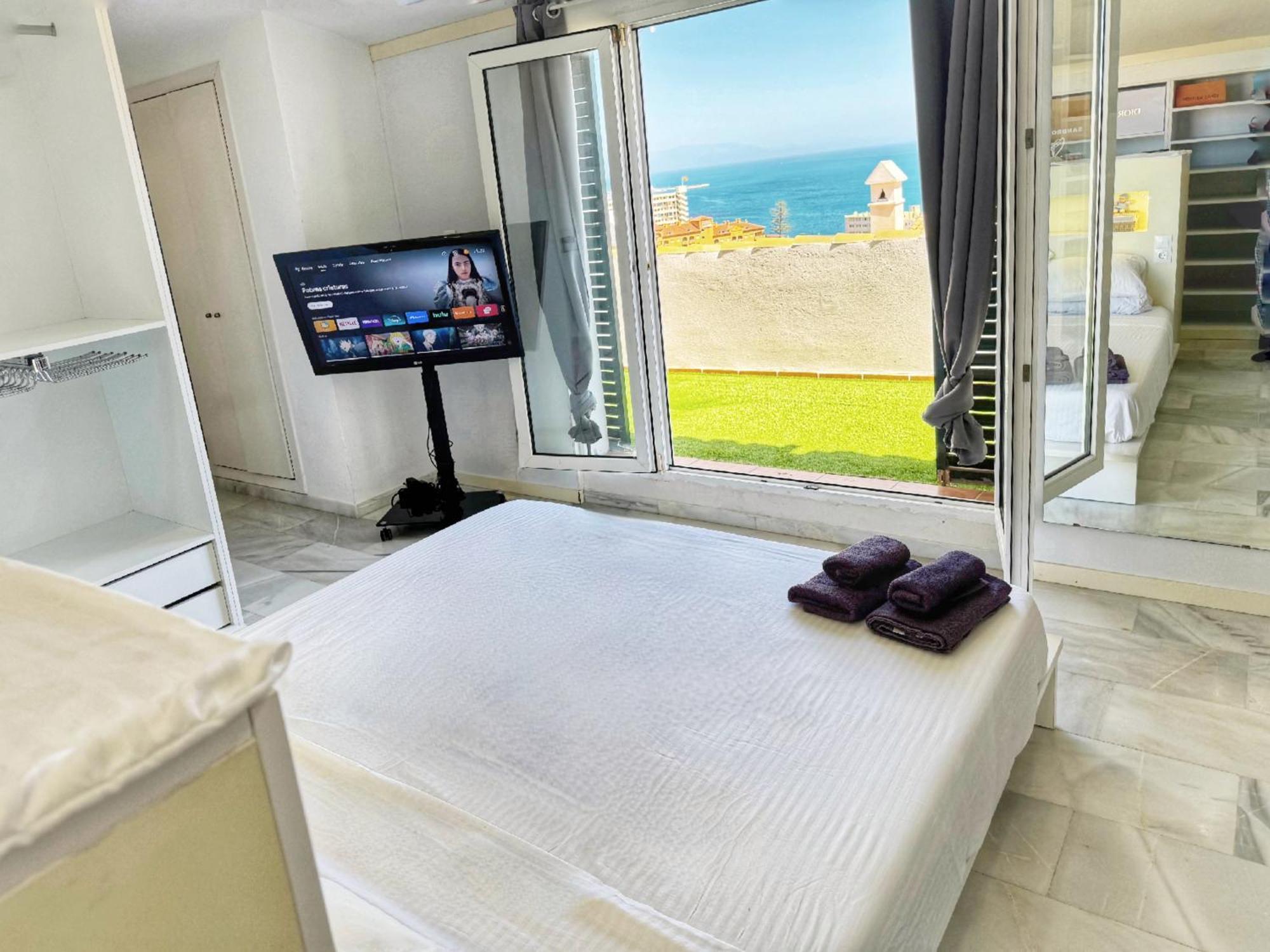 Duplex Penthouse With Seaview. * Benalmádena