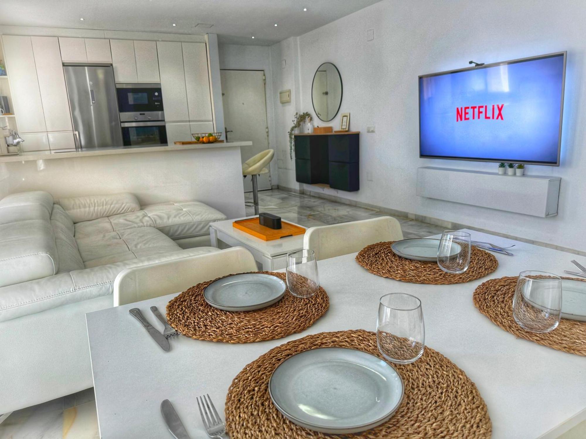 Duplex Penthouse With Seaview. Appartement *