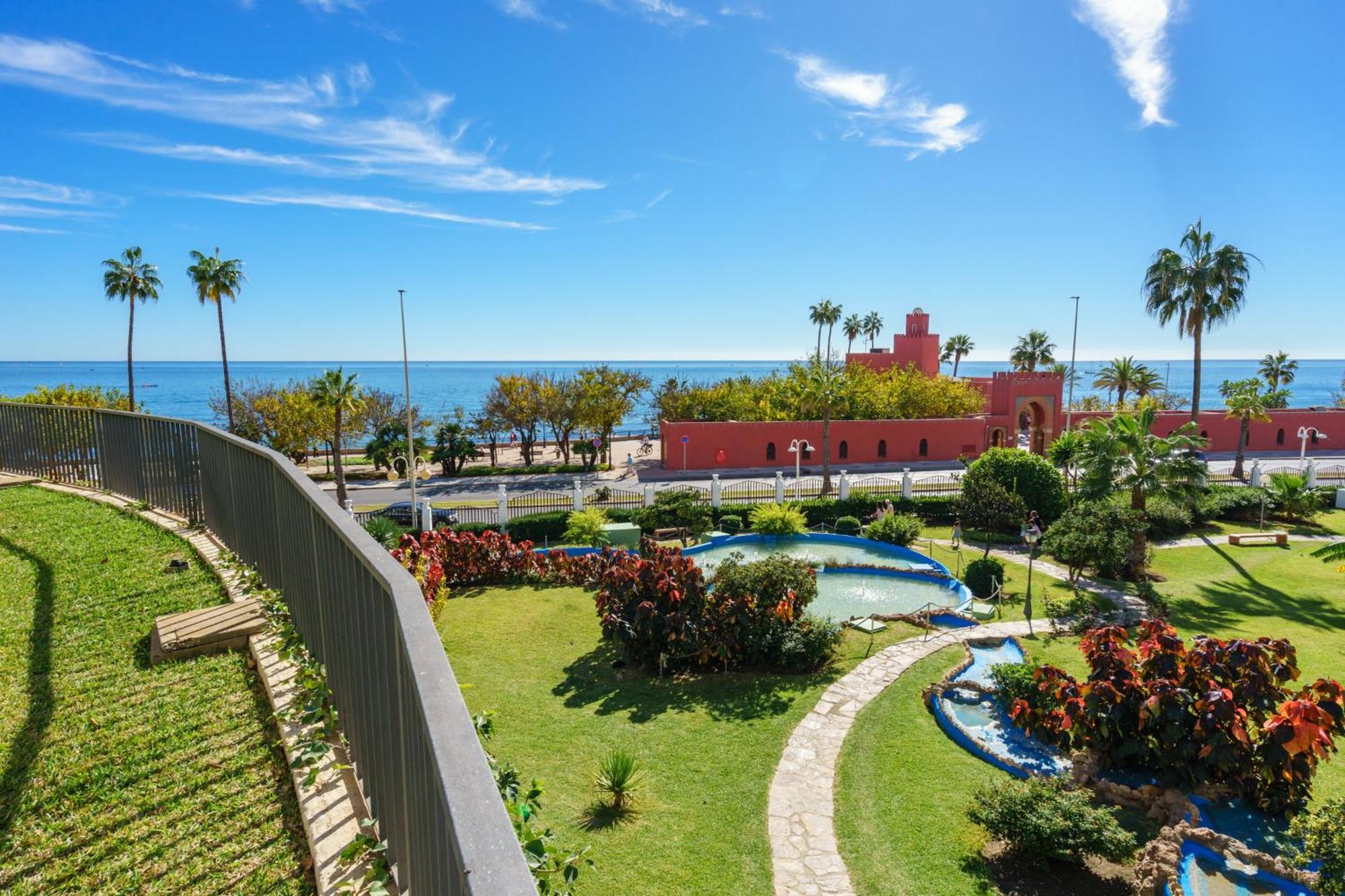 Benalbeach Apartment