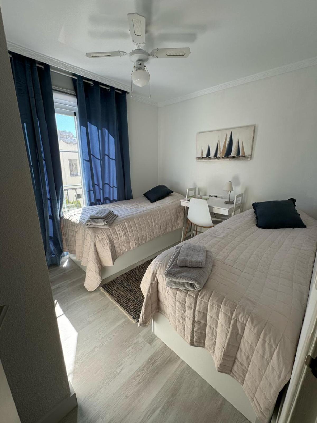 Apartment 2 Bed. Amazing Sea Views Benalmadena