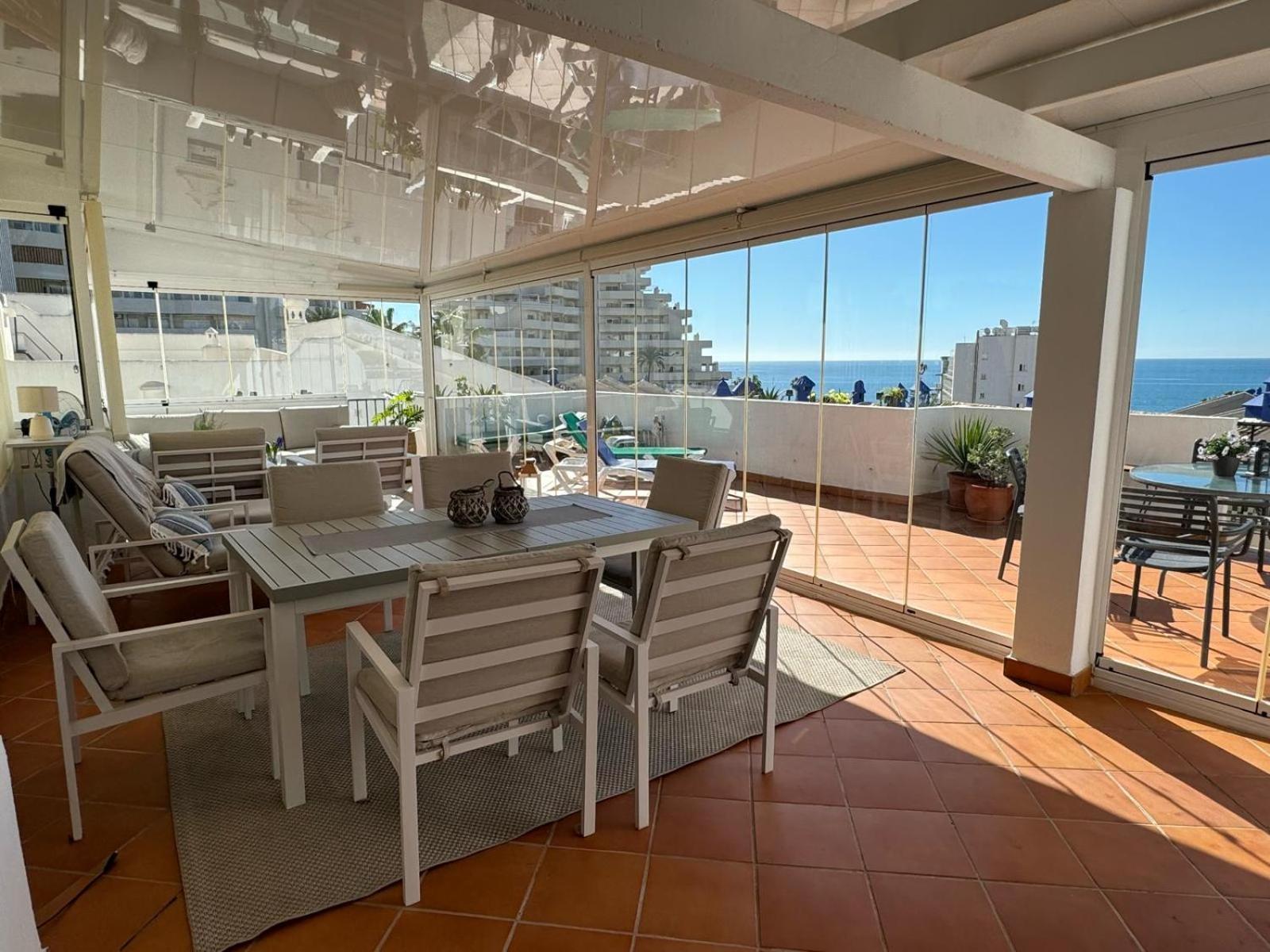 Apartment 2 Bed. Amazing Sea Views *