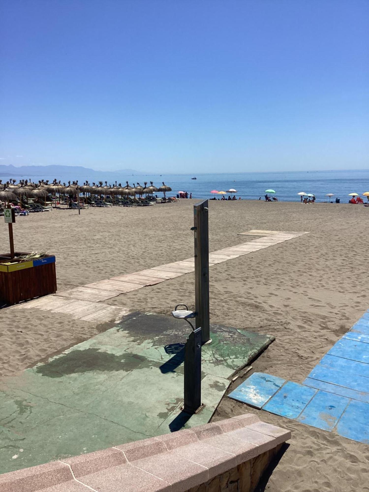 Arroyo De La Miel Pool And Beach *