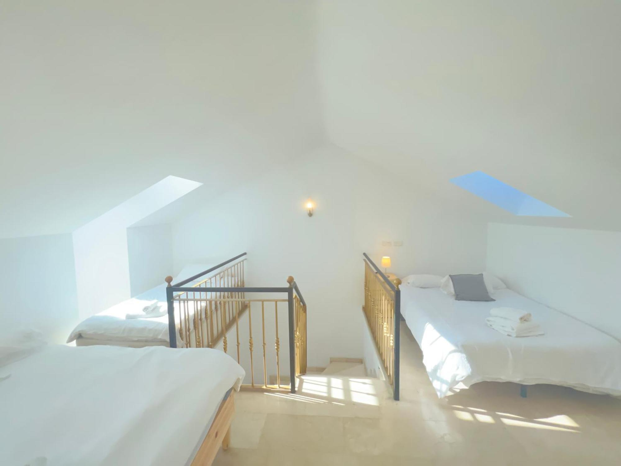 Townhouse Beachfront Costa, By Casa Del Sol Hr Chalet