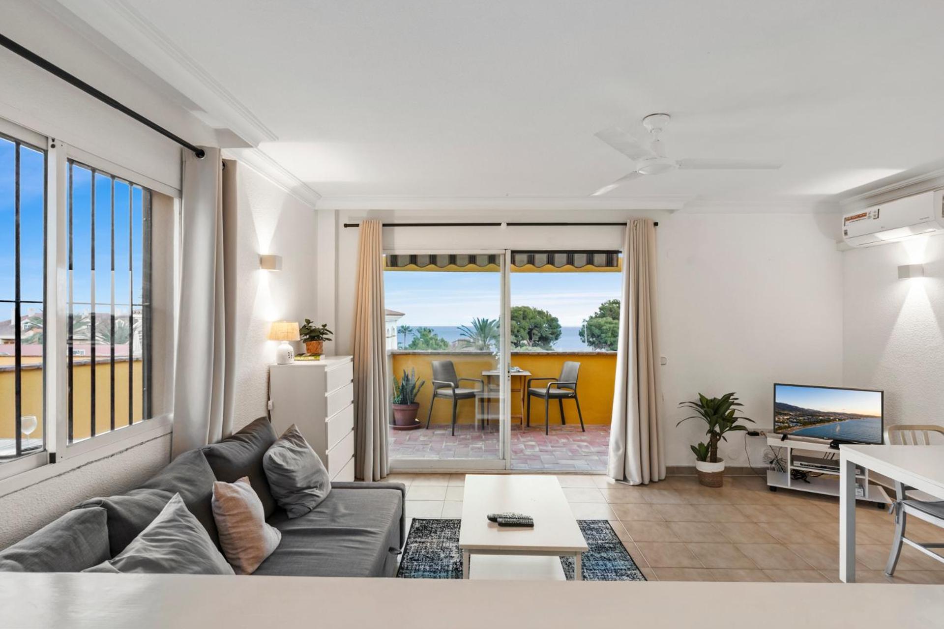 Apartment Lovely Flat With Sea View Near The By Costarentals - Ref 37 Benalmadena