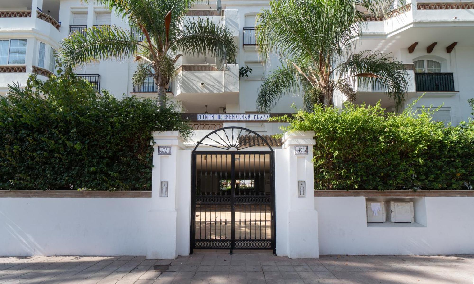 Holidays & Homes I Playa, Piscinas ,relax