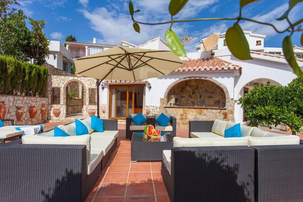 Villa Summer Offers! Fabulous Luxury Near The Sleeps 8 Benalmadena
