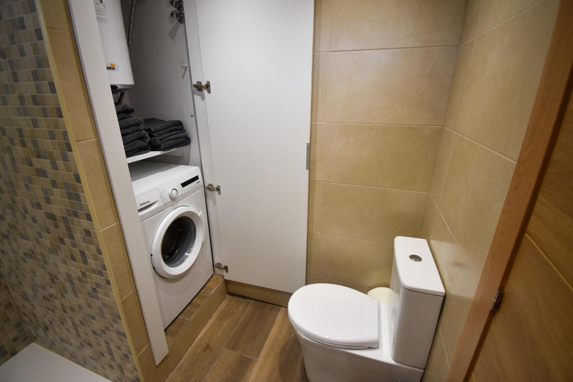 Apartment Urb Pueblo Del Parque, Luxury 2 Bedroom Apartment. Fantastic Location.