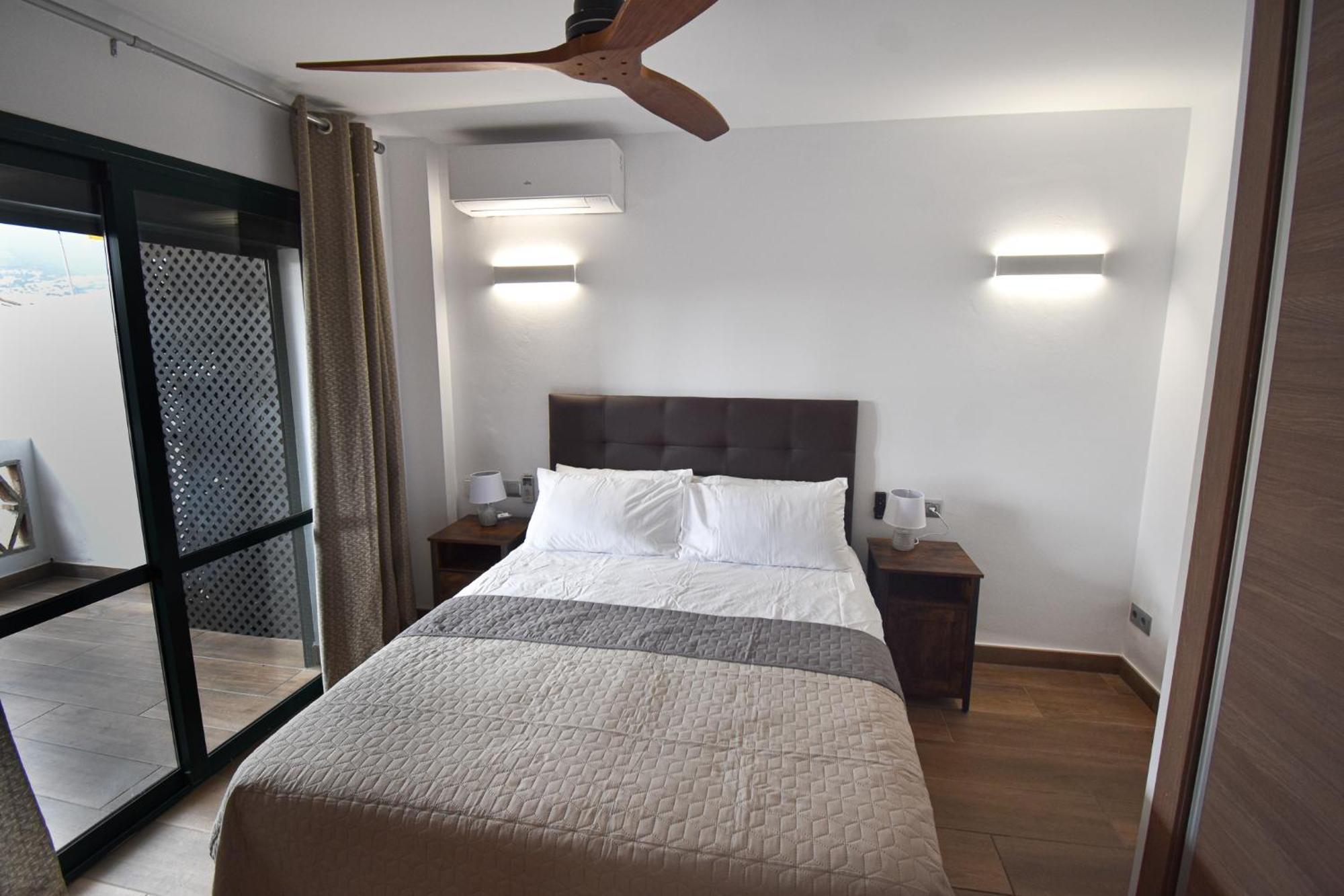 Apartment Urb Pueblo Del Parque, Luxury 2 Bedroom Apartment. Fantastic Location. Benalmadena