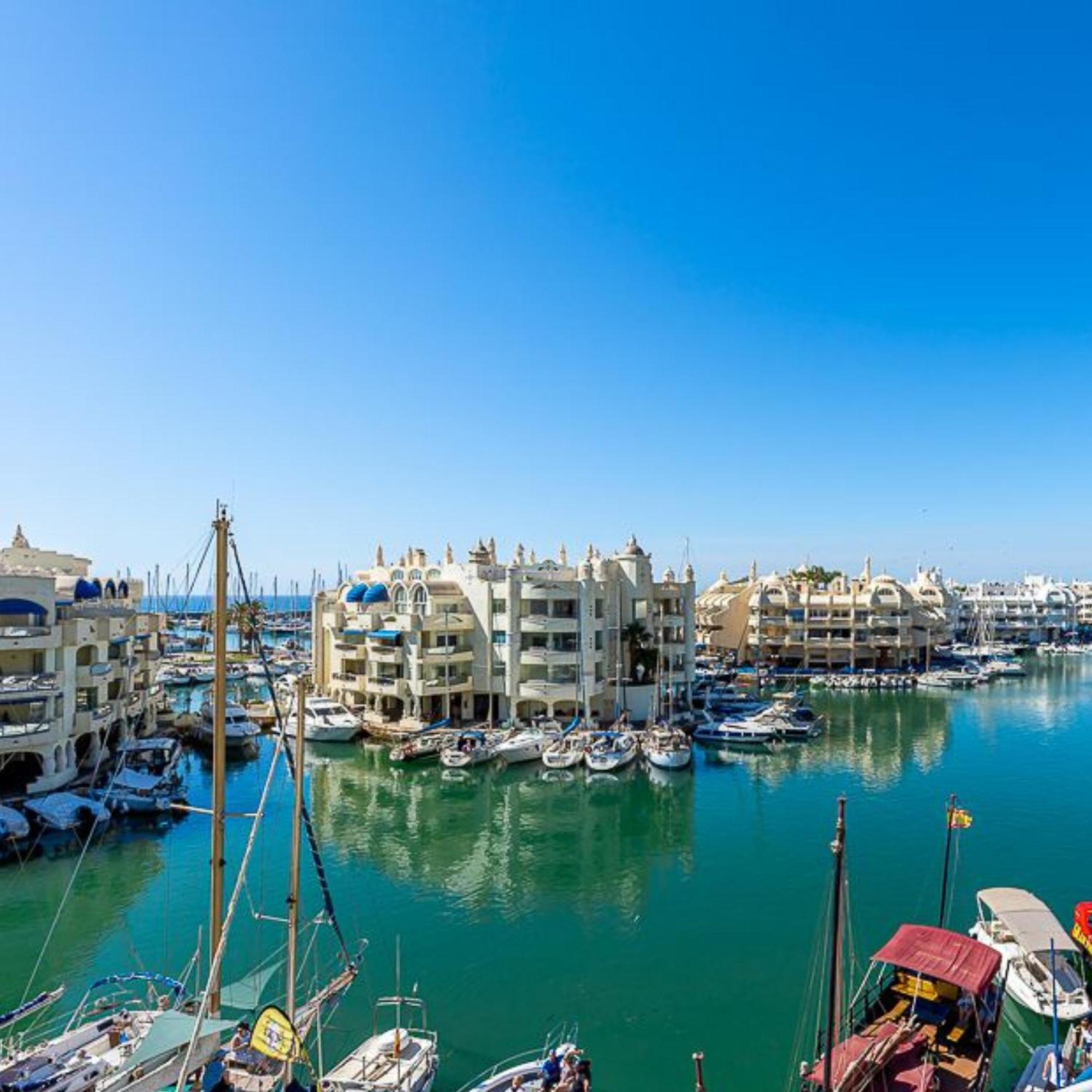 Apartamento Located In Puerto Marina With Sea Views, First Line Of Beach. *