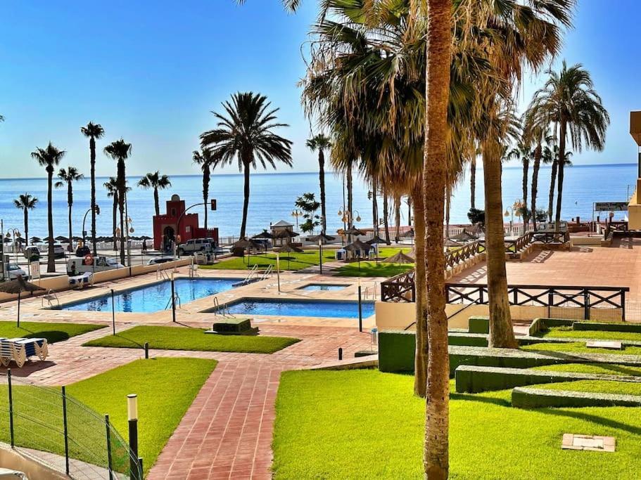 Frente Mar Y Playa. Benalmadena