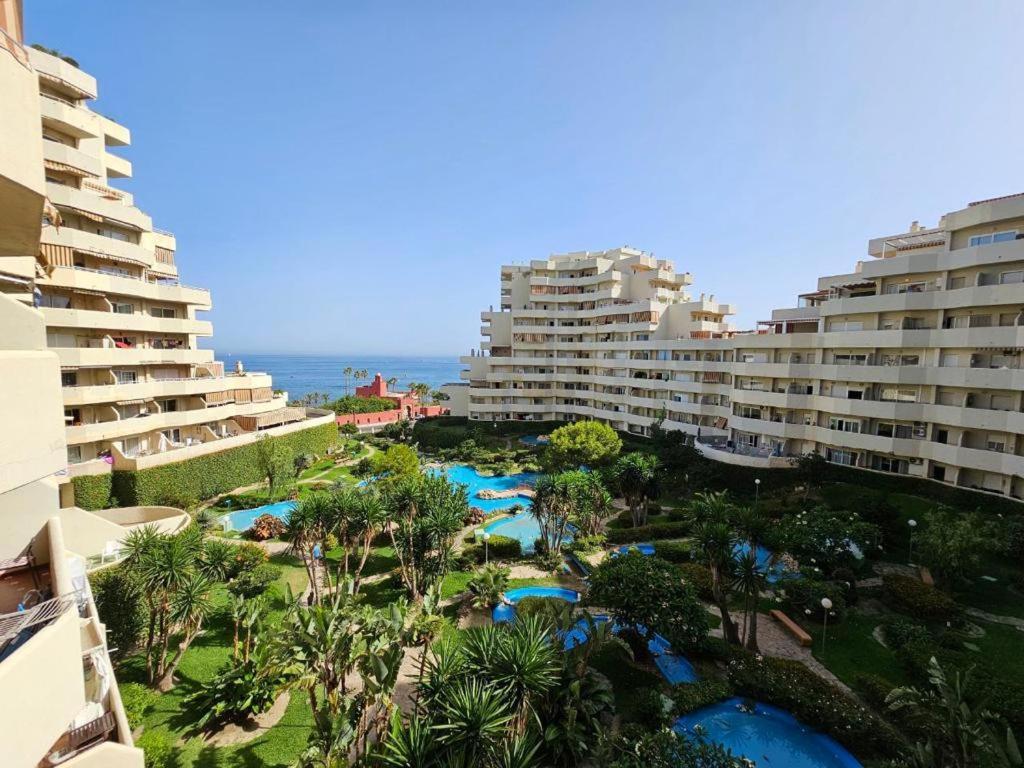 Fantastico Estudio En Benalbeach Con Vistas Al Mar Benalmadena