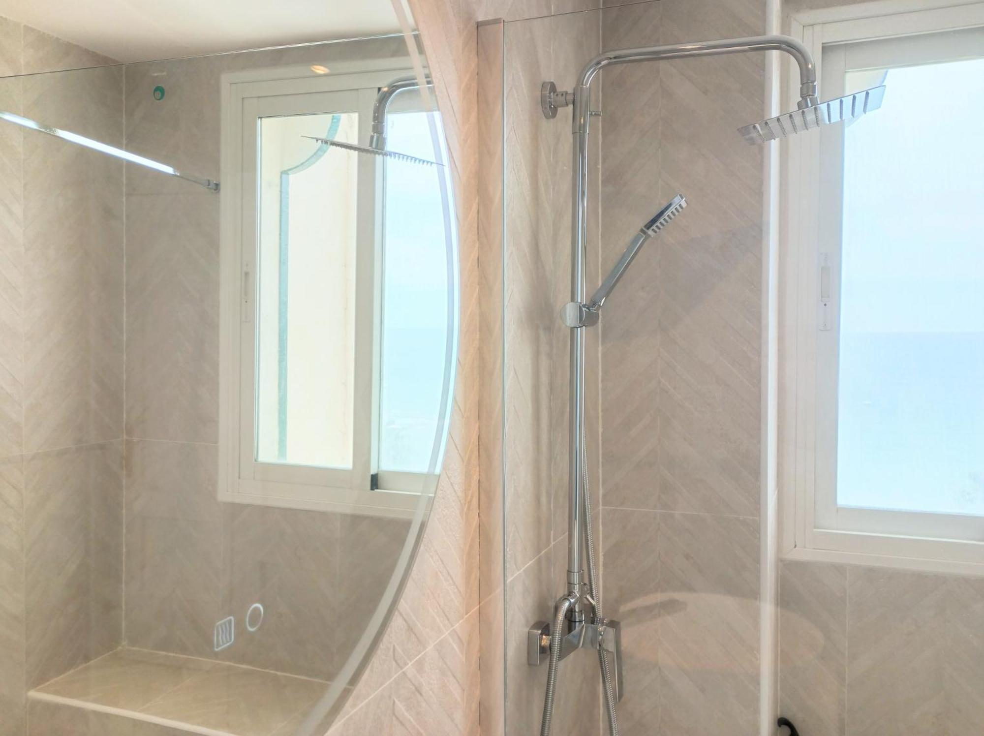 Townhouse Beachfront Costa, By Casa Del Sol Hr Chalet *