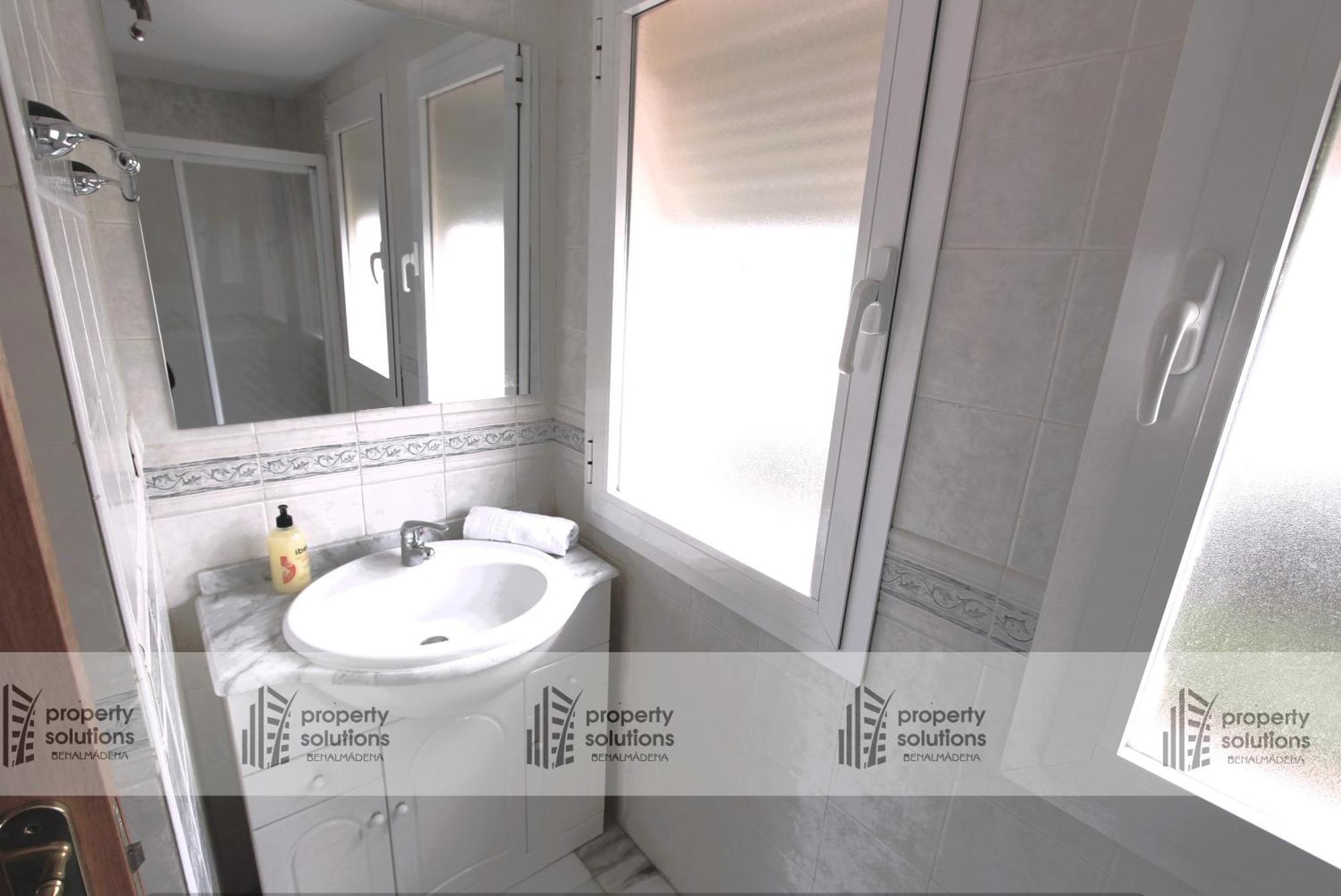Lomas De Mena 20: Seaside Penthouse With Pool And Bbq Benalmadena