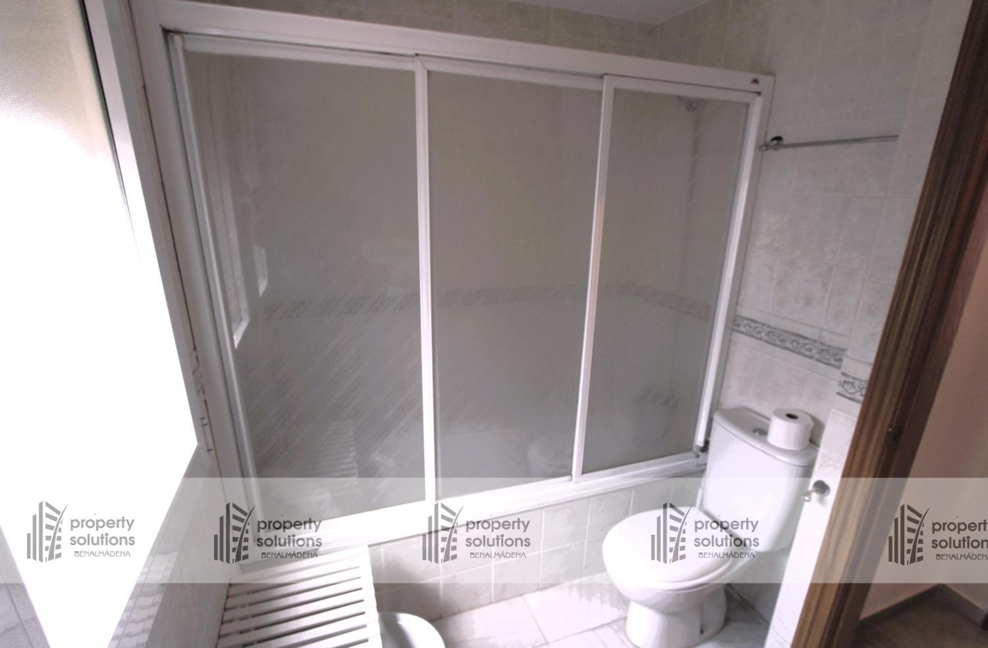Lomas De Mena 20: Seaside Penthouse With Pool And Bbq