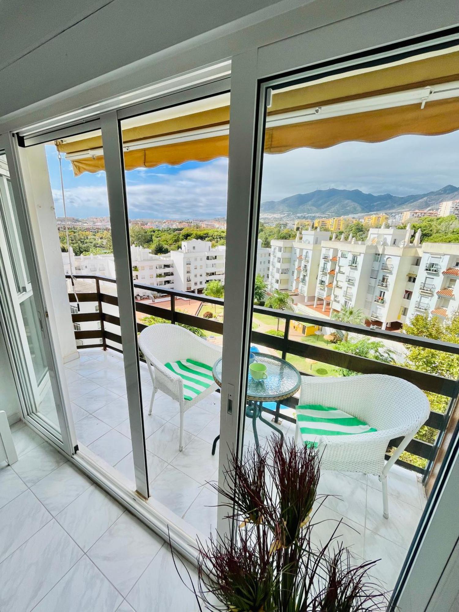 Apartment Beachside Sunshine Flat *