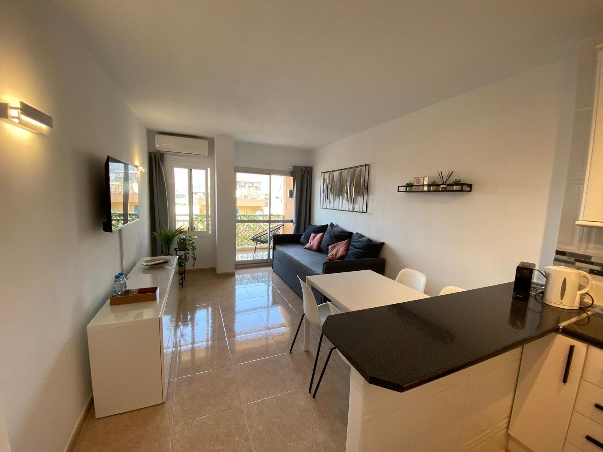 Con Espectacular Vista, Piscinas, Recep 24 Hs *