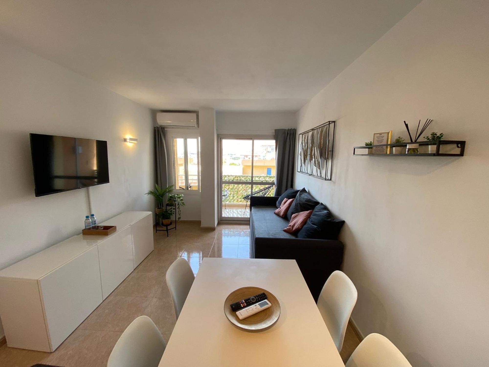 Con Espectacular Vista, Piscinas, Recep 24 Hs * Benalmadena