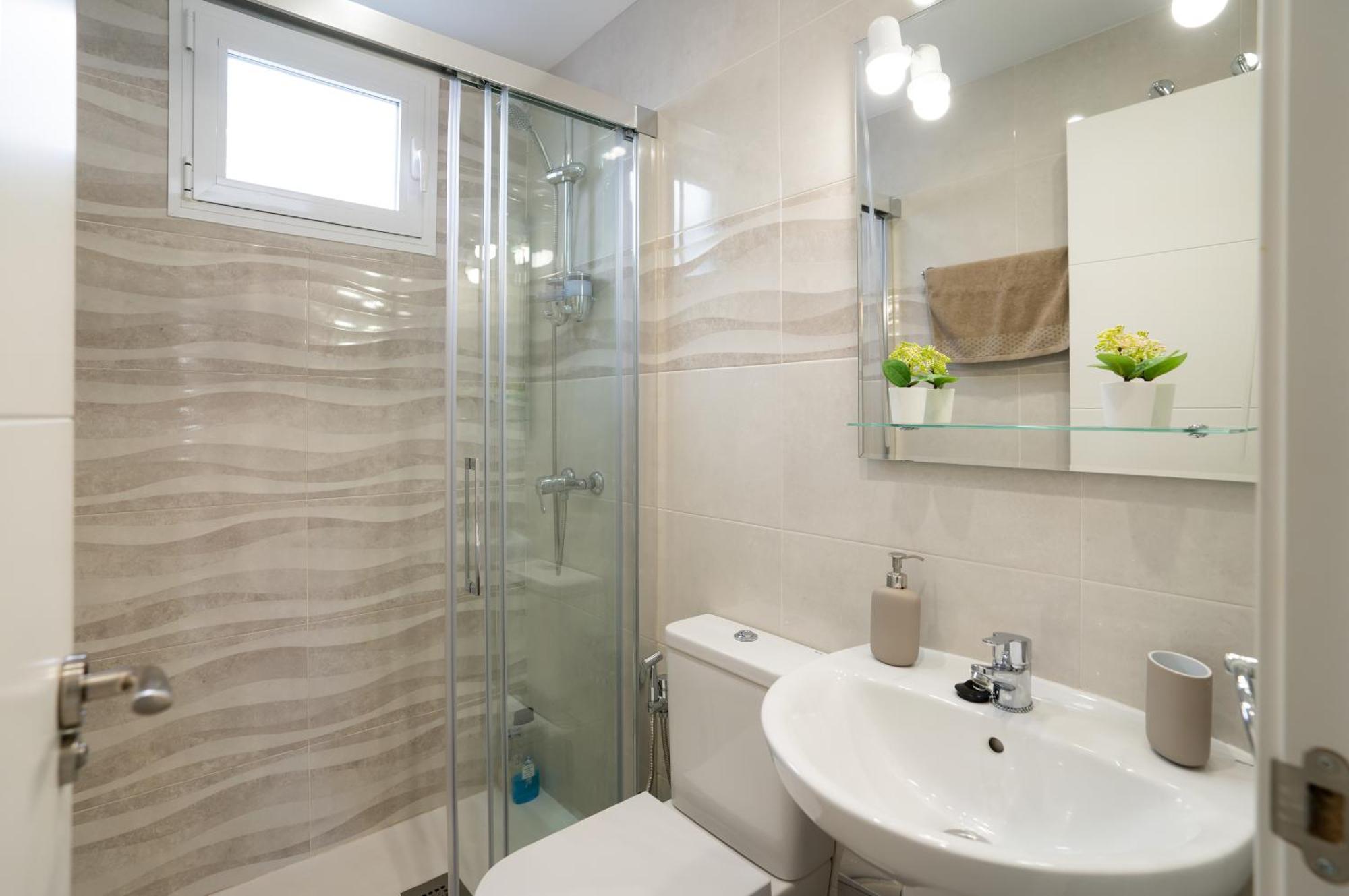 Apartamento Mrv Al Lado De La Playa Con Parking Benalmádena