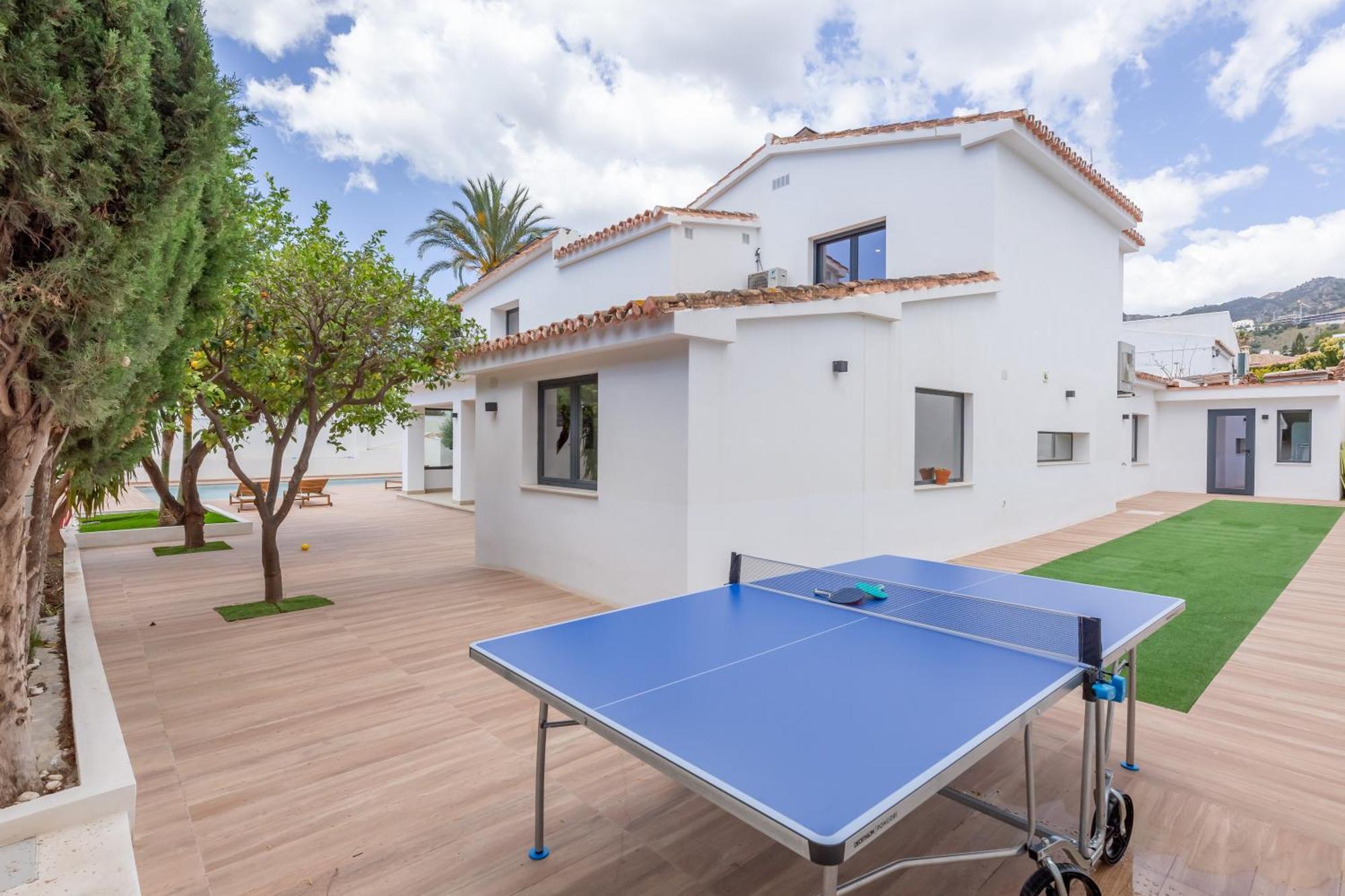 Villa Vb Jara - Luxury 5br With Pool