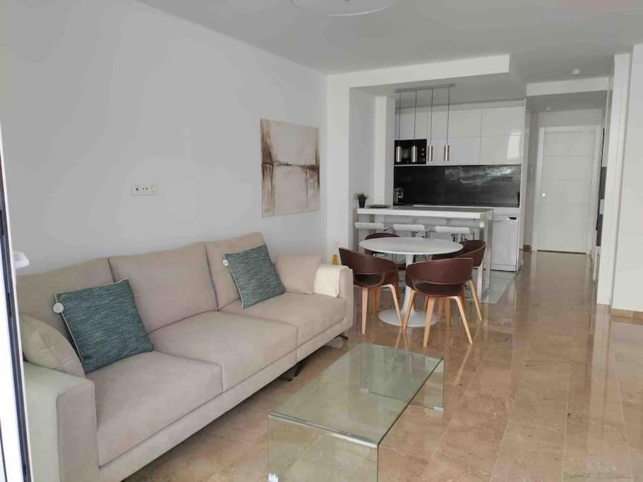 Marina Apartment *