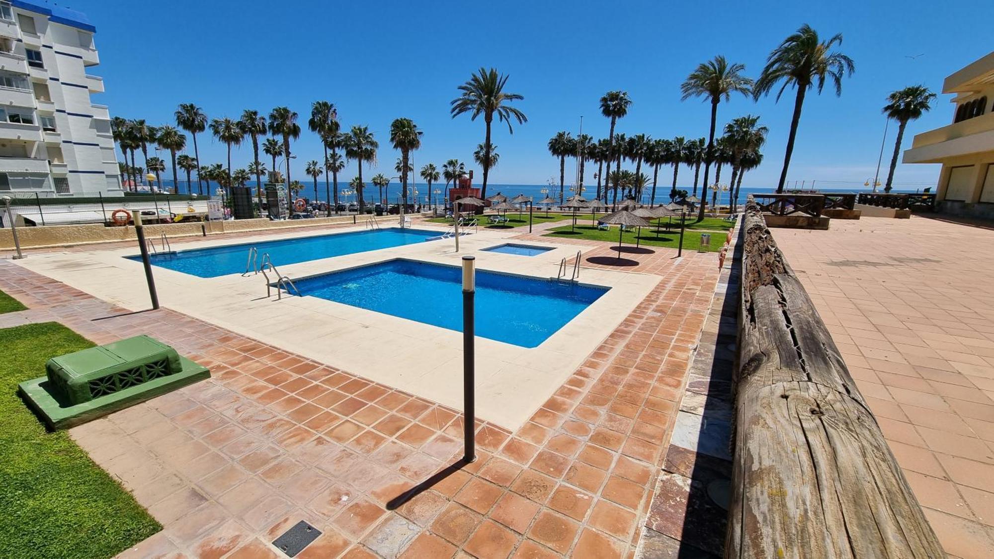 Blue Aloha Sea View Apartment *