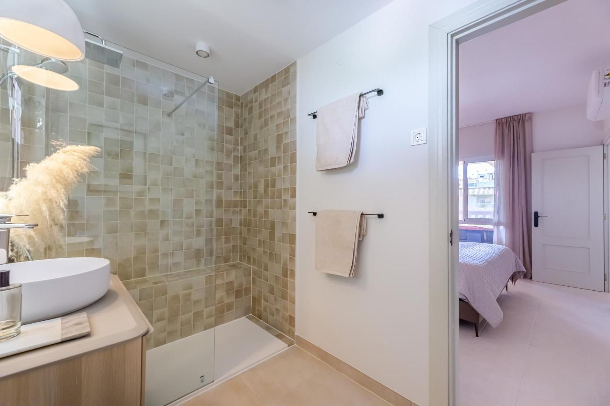 Apartment Reserva Del Higueron 3 Bedroom Lola Benalmadena
