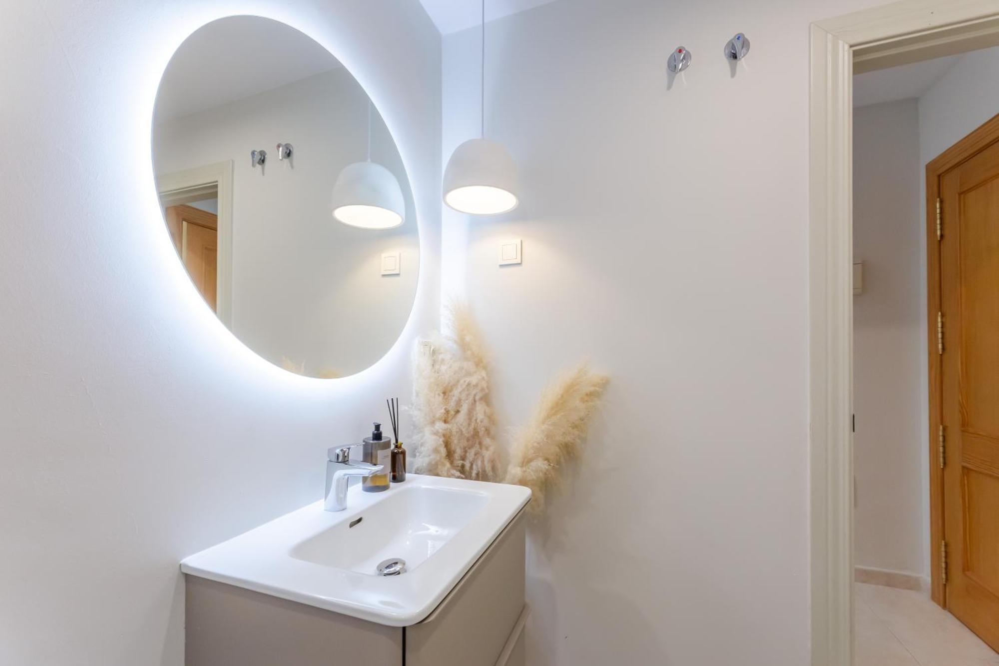 Reserva Del Higueron 3 Bedroom Lola Apartment *
