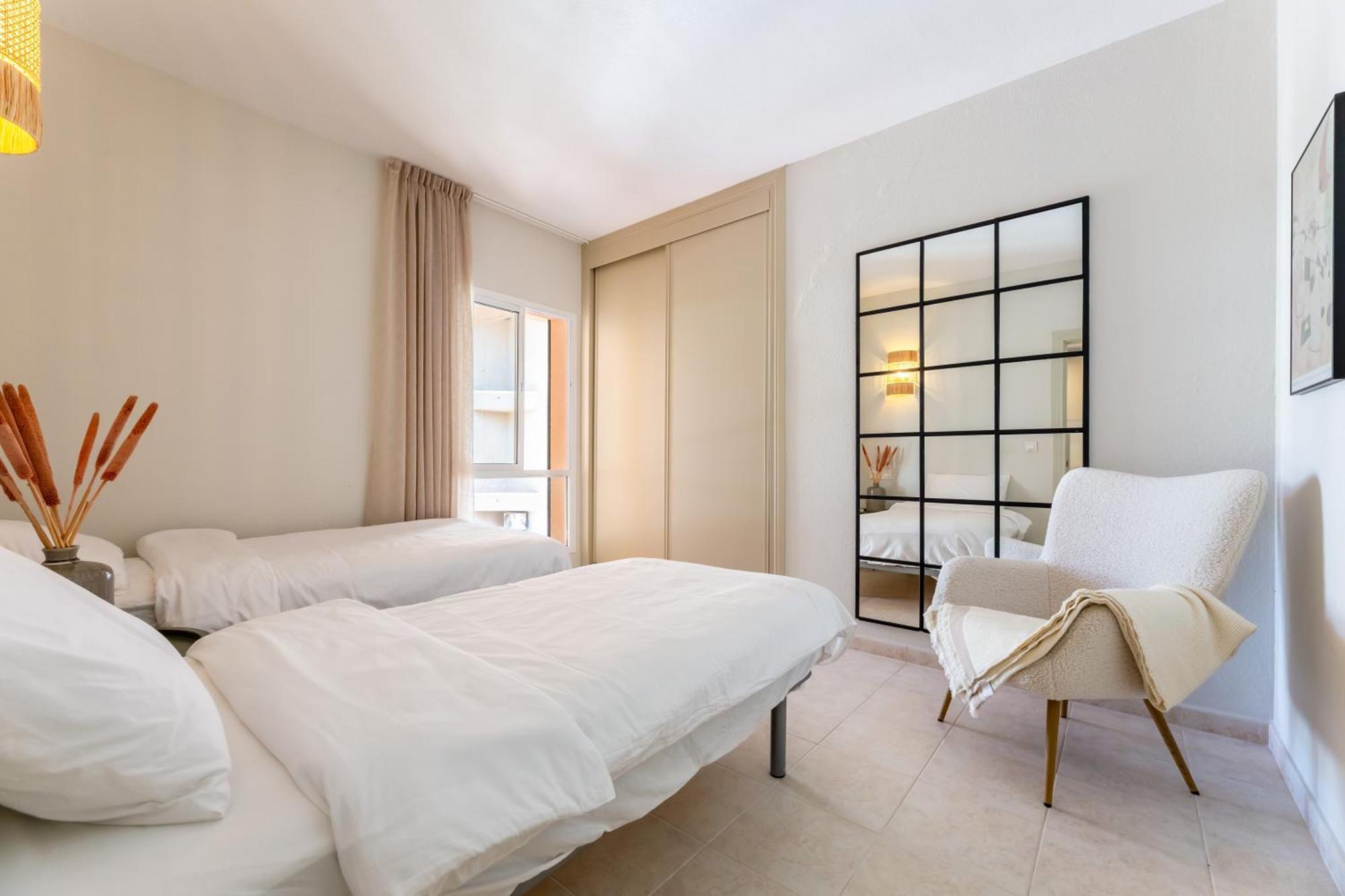 Reserva Del Higueron 3 Bedroom Lola Apartment Benalmadena