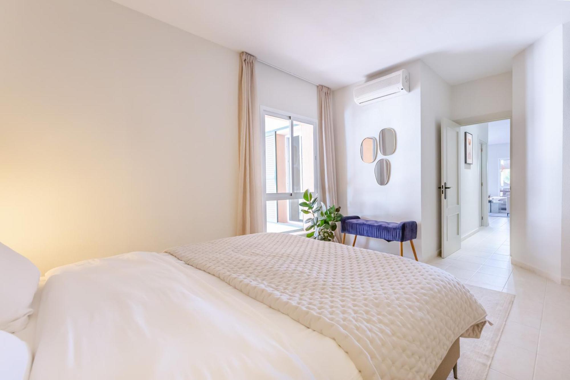 Apartment Reserva Del Higueron 3 Bedroom Lola *