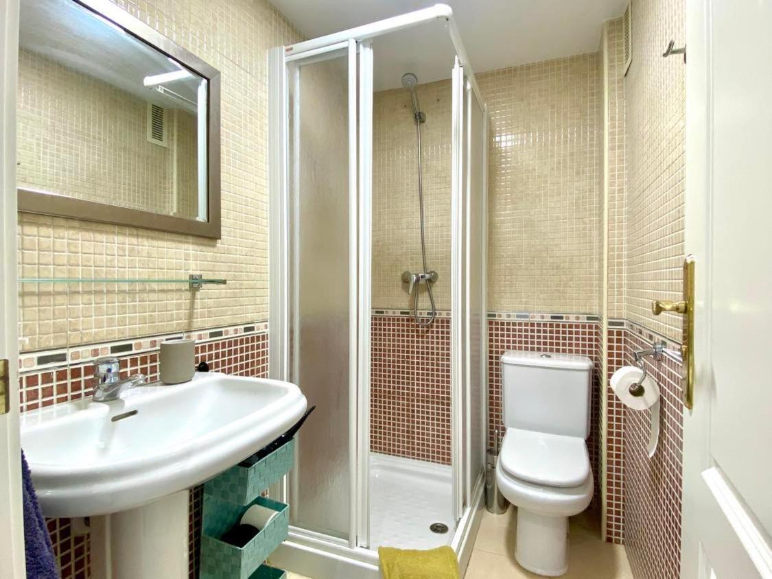 Residencial Mediterraneo Golf Two-bedroom Apartment